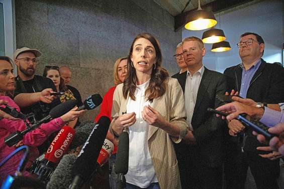 Ardern s’engage à mettre en œuvre des réformes
