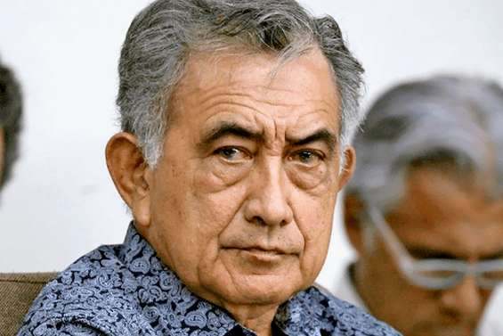 Oscar Temaru au tribunal de Nouméa