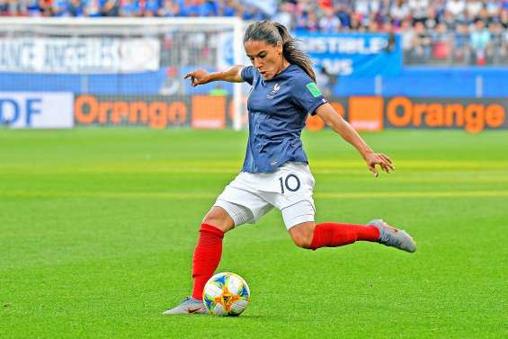 Entre Corinne Diacre et les Lyonnaises,  le divorce est sur la place publique