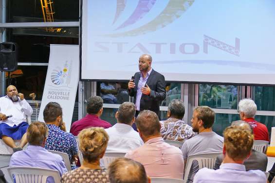 « Il faut plus de concurrence dans le secteur des télécommunications »