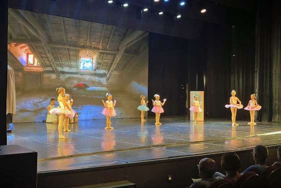 Un voyage dans le temps avec les danseuses de l’école Muriel Baldassari