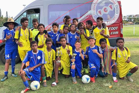 Quadruplé pour les sections football de Havila