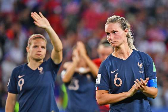 La capitaine des Bleues attaque à son tour Corinne Diacre