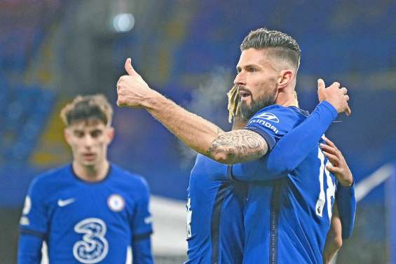Giroud encore buteur  
