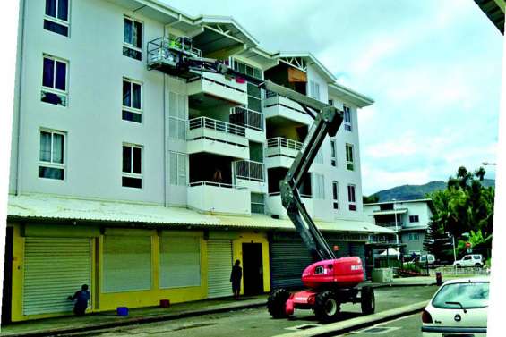 Ravalement de façade au centre-ville de Boulari