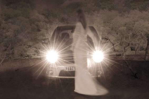 dame blanche, boules de feu, lutins... magique calédonie