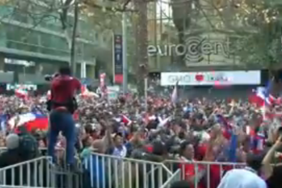 EN VIDEOS - Coupe du monde : les scènes de joie folles au Chili