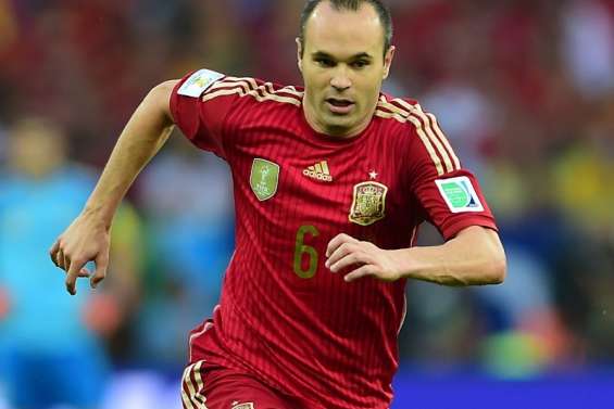 Iniesta fête sa 100e