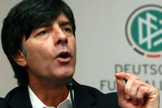 Löw ne pense pas à la France
