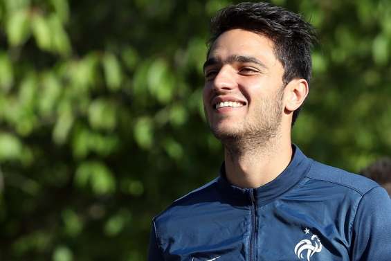 Grenier félicite les Bleus