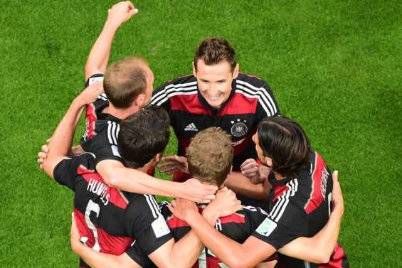 L'Allemagne atomise le Brésil