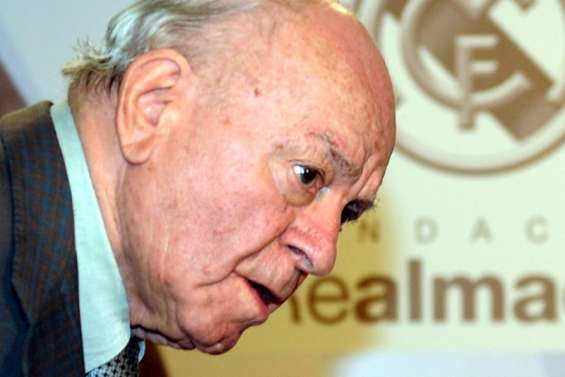 Une minute de silence pour Di Stefano 