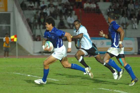 Les Fidjiens perdent leur couronne