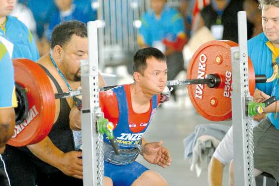 Sous le spectre de Philippe La