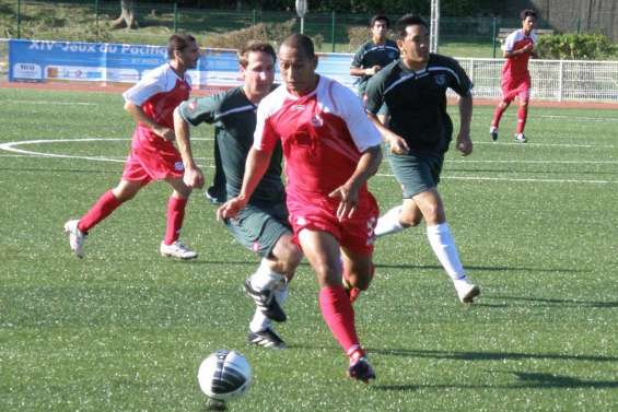 Fidji et Tahiti sans pitié