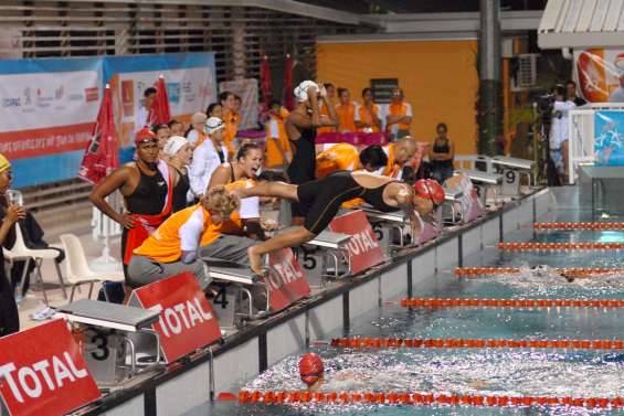 Lara continue sa moisson de médailles