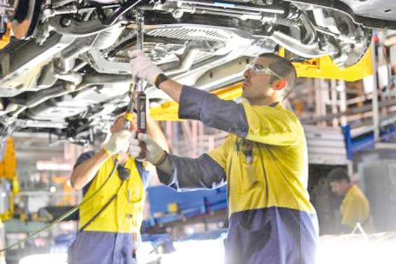 Au moins 40 000 chômeurs en vue