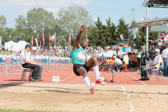 Frédéric Erin, la claque ! 