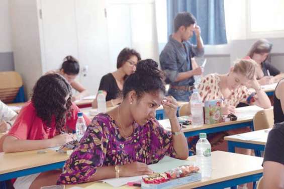 Bac général stable, bac pro en chute libre