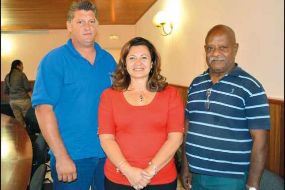 Deux adjoints remplacés