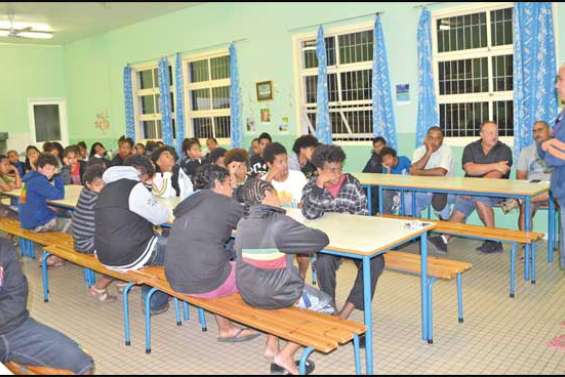 Les aînés montrent la voie