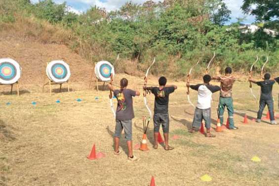 Le tir à l'arc se pointe au lycée professionnel