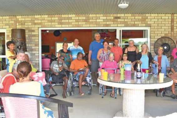 Les anciens reçoivent de la visite et une bonne part de galette