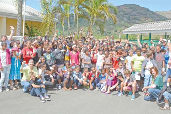 Un ruban qui dit non à la violence