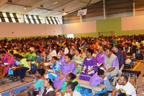 2 000 chrétiens et l'esprit Saint