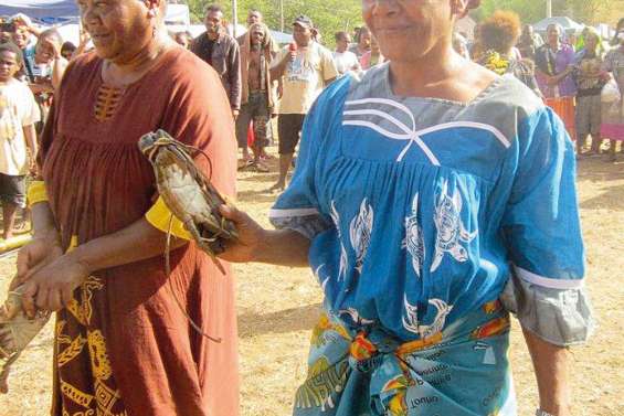 Pincés jusqu'au bout