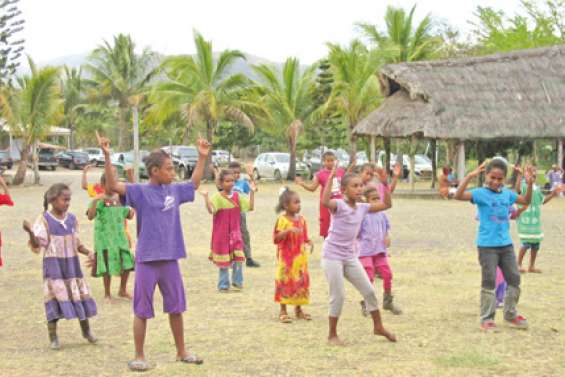 Les élèves fêtent  sainte Thérèse