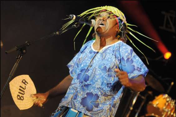 Donner le ton au pays