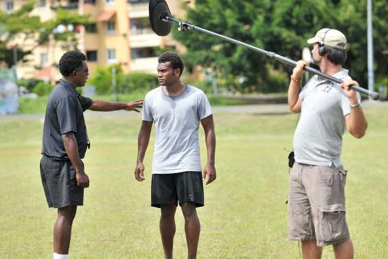 Dans les yeux de Yael Mayat, dans les pas de Karembeu