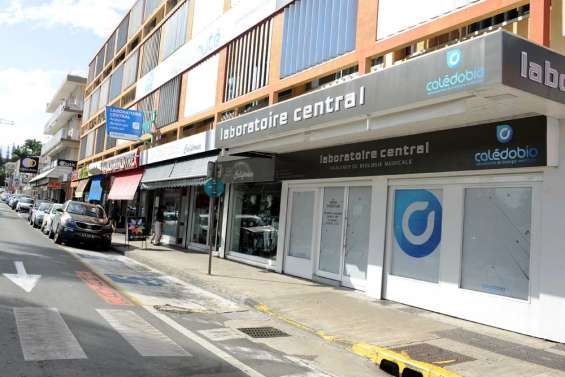 Commerces, l'impossible équation