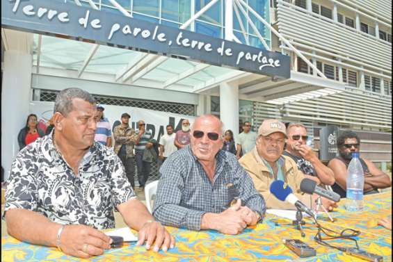 Contrakmine remet la pression