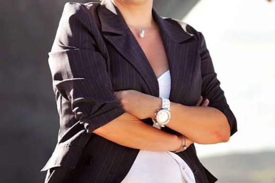 Christelle Beltran main de fer en gant de soie