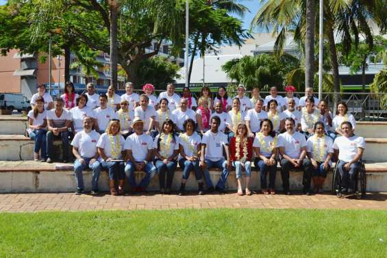 53 Calédoniens ensemble