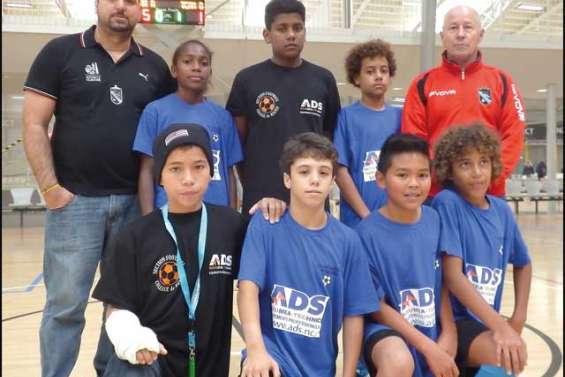 Jeunes Cagous chez les Kiwis