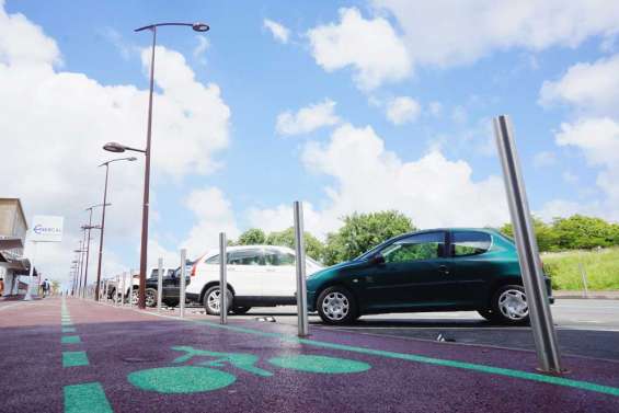 Les trottoirs  prennent forme