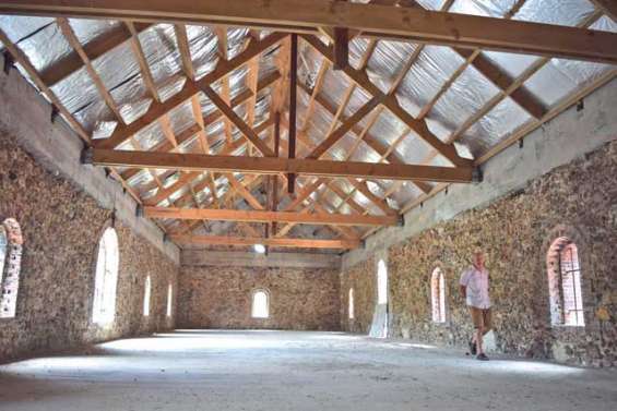 L'entrepôt revivra une fois les fenêtres posées