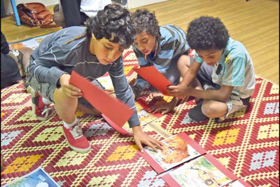 Un atelier lecture décentralisé àla maison de quartier de Jacarandas