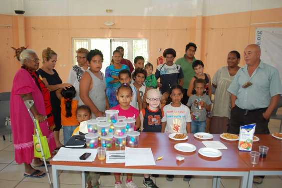 Un goûter de Pâques pour les enfants handicapés