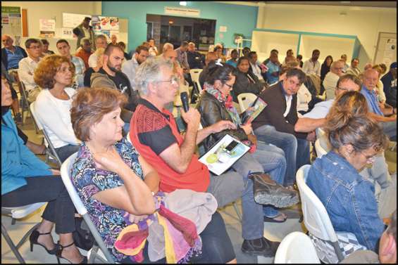 Néobus : les questions fusent