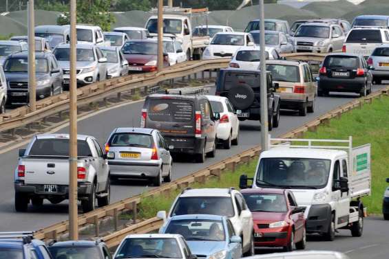 Un mouvement à la SLN provoque des bouchons
