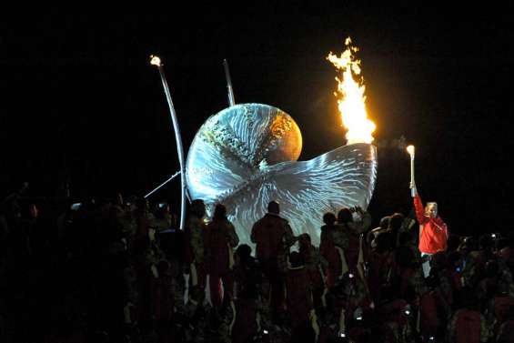 Une flamme, vingt-deux pays