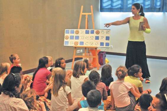 Des poux plein la médiathèque