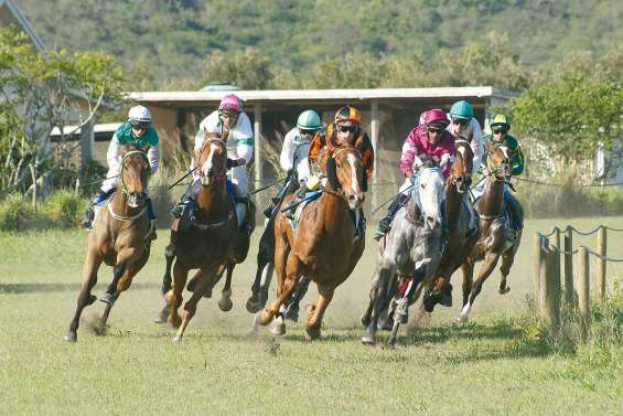 Deux Grands Prix à Boulouparis