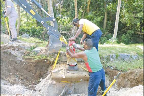 La borne incendie réparée