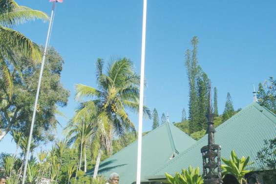 Le drapeau avant les travaux