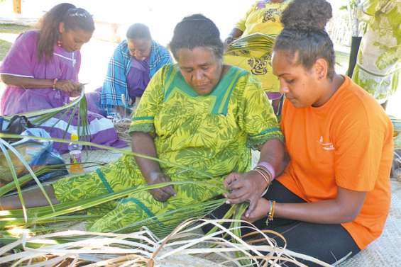 Tressages en nââ kwenyii